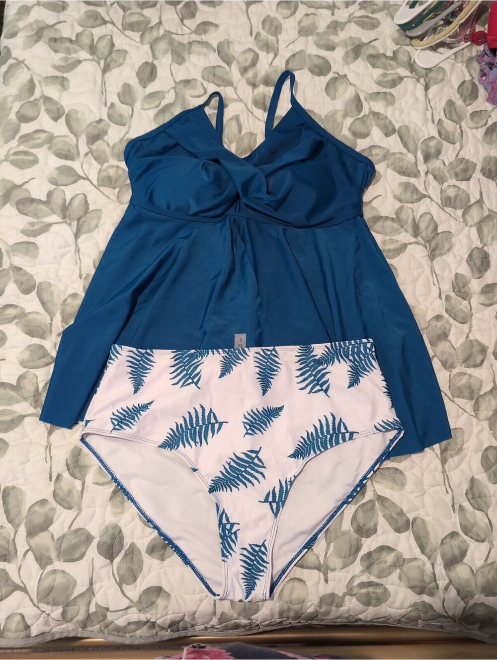 2X NWOT blue leaf pattern tankini set